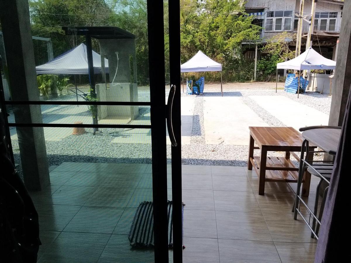 บ้านทะเลอิ่มเอม Bann Talay Im Eimm Ban Phe Exterior foto